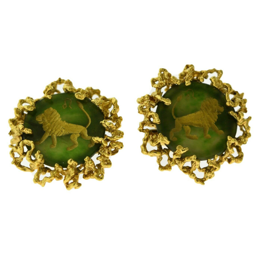 Chrysophase Lion Cufflinks in 18K Yellow Gold and Jade 1 1